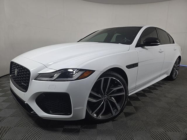 2024 Jaguar XF R-Dynamic SE