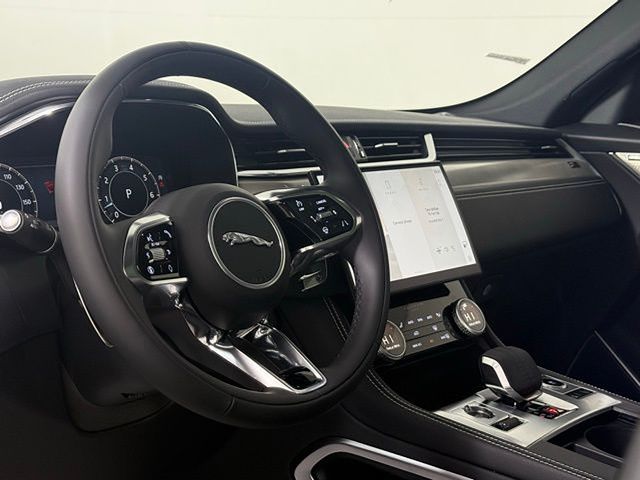 2026 Jaguar F-Pace R-Dynamic S - Photo 45