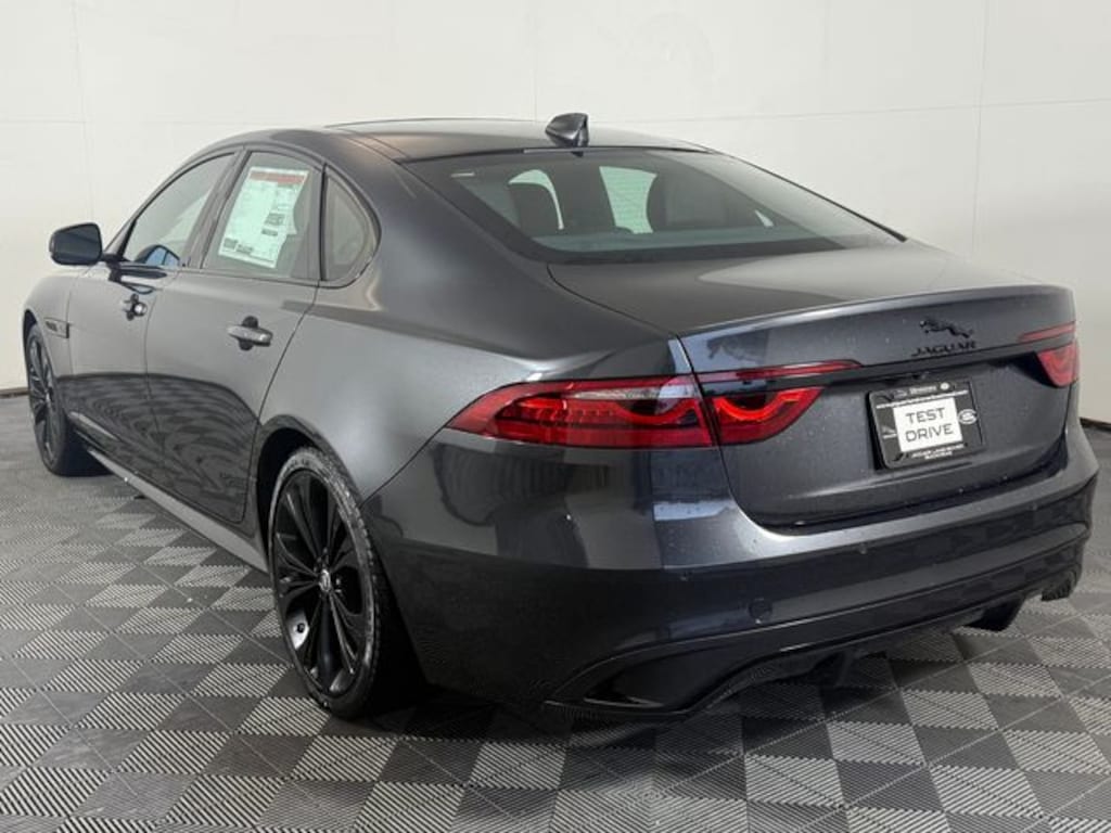 New 2024 Jaguar XF R-Dynamic SE 300PS Auto