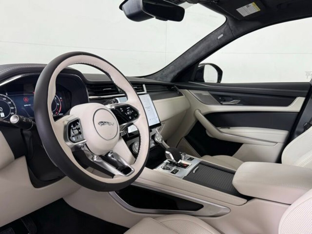 New 2026 Jaguar F-PACE P250 R-Dynamic S SUV