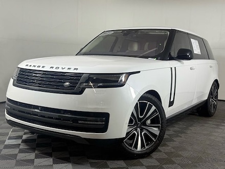 2023 Land Rover Range Rover SE SUV