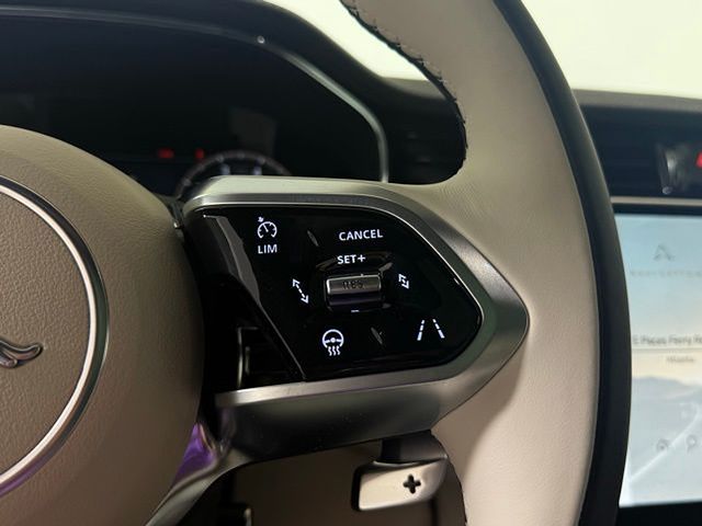 2026 Jaguar F-Pace R-Dynamic S - Photo 21