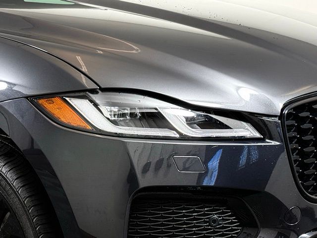 2026 Jaguar F-Pace R-Dynamic S - Photo 14