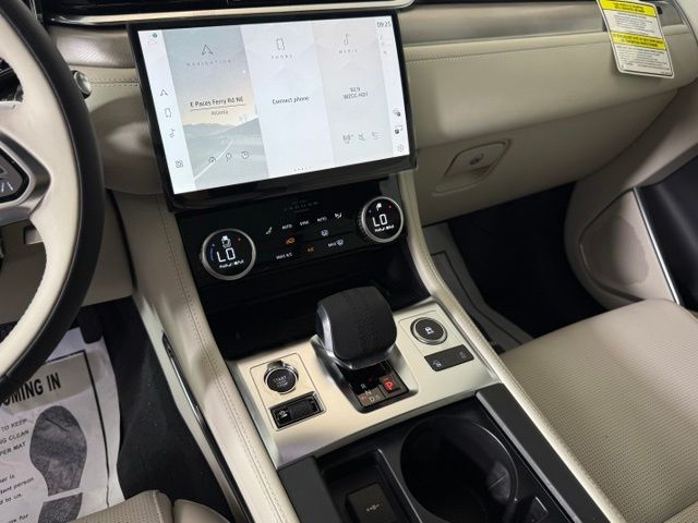 2026 Jaguar F-Pace R-Dynamic S - Photo 35