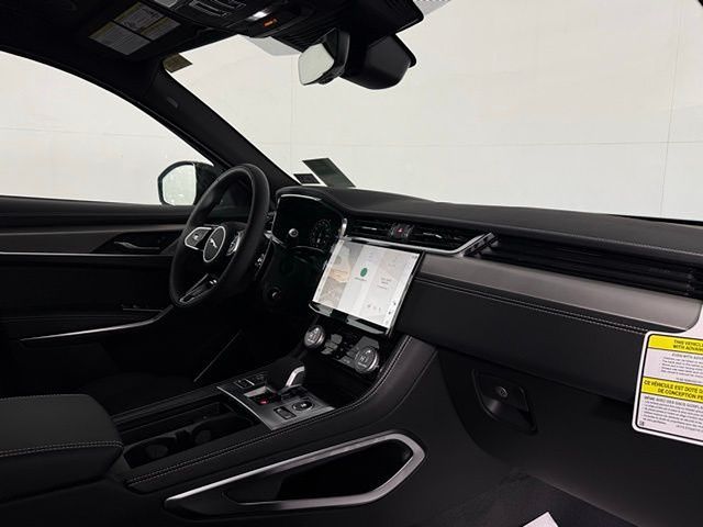 2026 Jaguar F-Pace R-Dynamic S - Photo 19