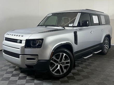 2023 Land Rover Defender 130 SE SUV