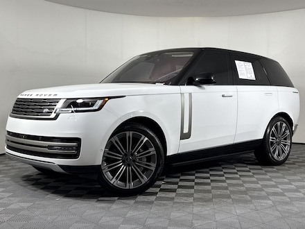 2023 Land Rover Range Rover SE SUV