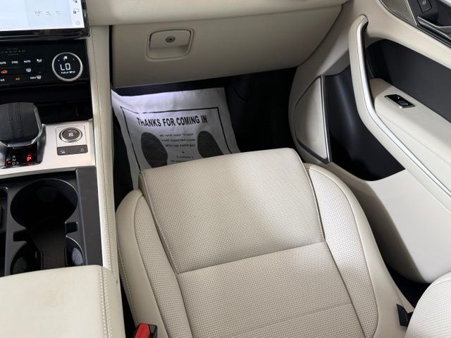 2026 Jaguar F-Pace R-Dynamic S - Photo 23