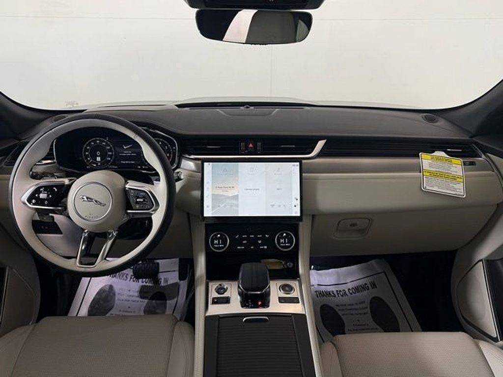 2026 Jaguar F-Pace R-Dynamic S - Photo 24