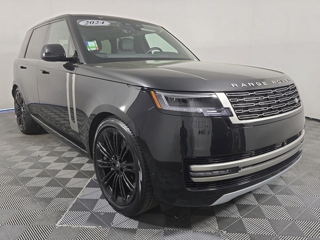 Used 2024 Land Rover Range Rover SE SUV