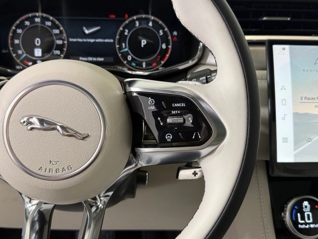 2026 Jaguar F-Pace R-Dynamic S - Photo 38