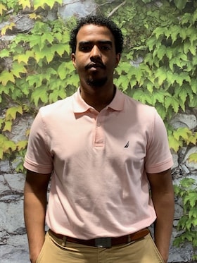Staff member Richard Sanabria from ID_5859bac74030