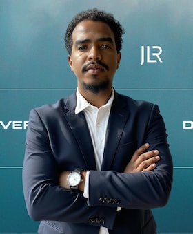 Staff member Richard Sanabria from ID_5859bac74030