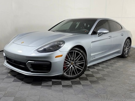 2021 Porsche Panamera GTS Hatchback