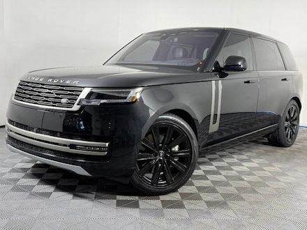 2023 Land Rover Range Rover SE SUV