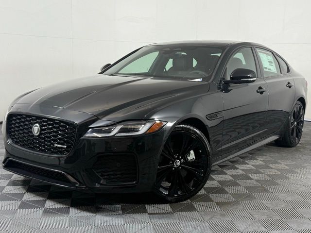 2024 Jaguar XF R-Dynamic SE's photo