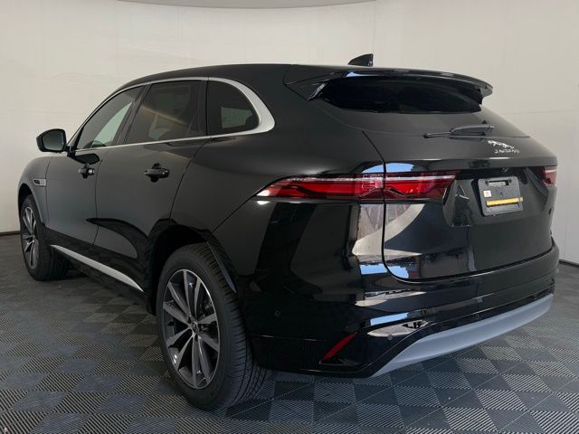 2026 Jaguar F-PACE P250 R-Dynamic S photo 2