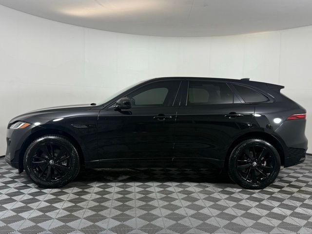 2025 Jaguar F-PACE P400 R-Dynamic S photo 2