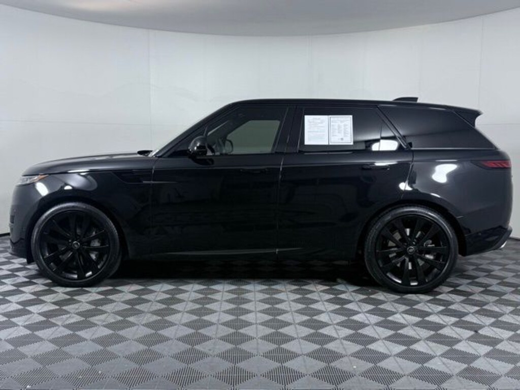 Used 2025 Land Rover Range Rover Sport Dynamic SE SUV