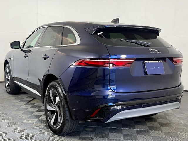 2026 Jaguar F-Pace R-Dynamic S - Photo 4