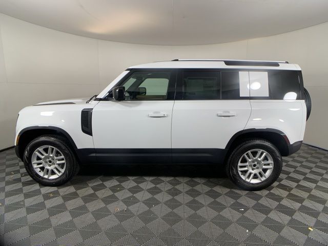 2025 Land Rover Defender 110 S photo 2