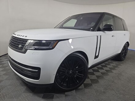 2023 Land Rover Range Rover SE SUV