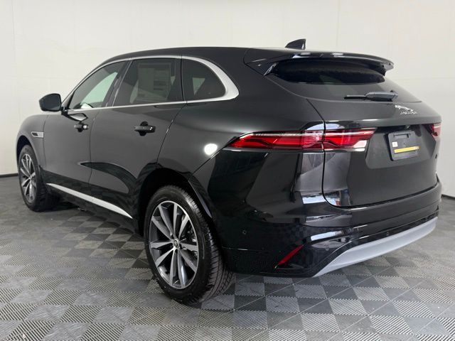 2026 Jaguar F-PACE P250 R-Dynamic S photo 3