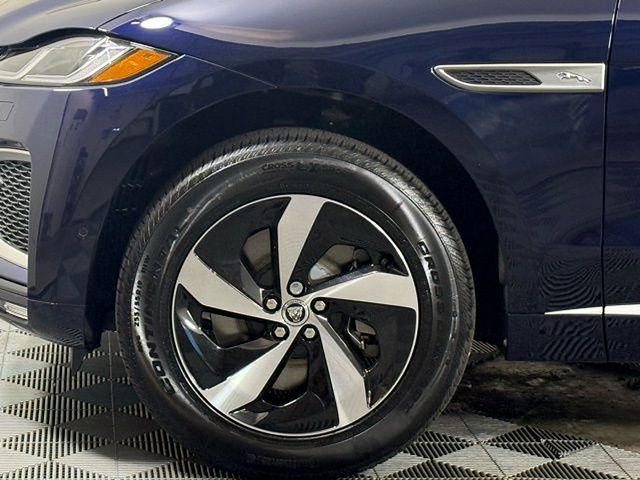 2026 Jaguar F-Pace R-Dynamic S - Photo 13
