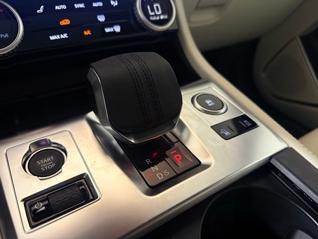 2026 Jaguar F-Pace R-Dynamic S - Photo 18