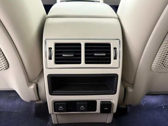 2026 Jaguar F-Pace R-Dynamic S - Photo 20