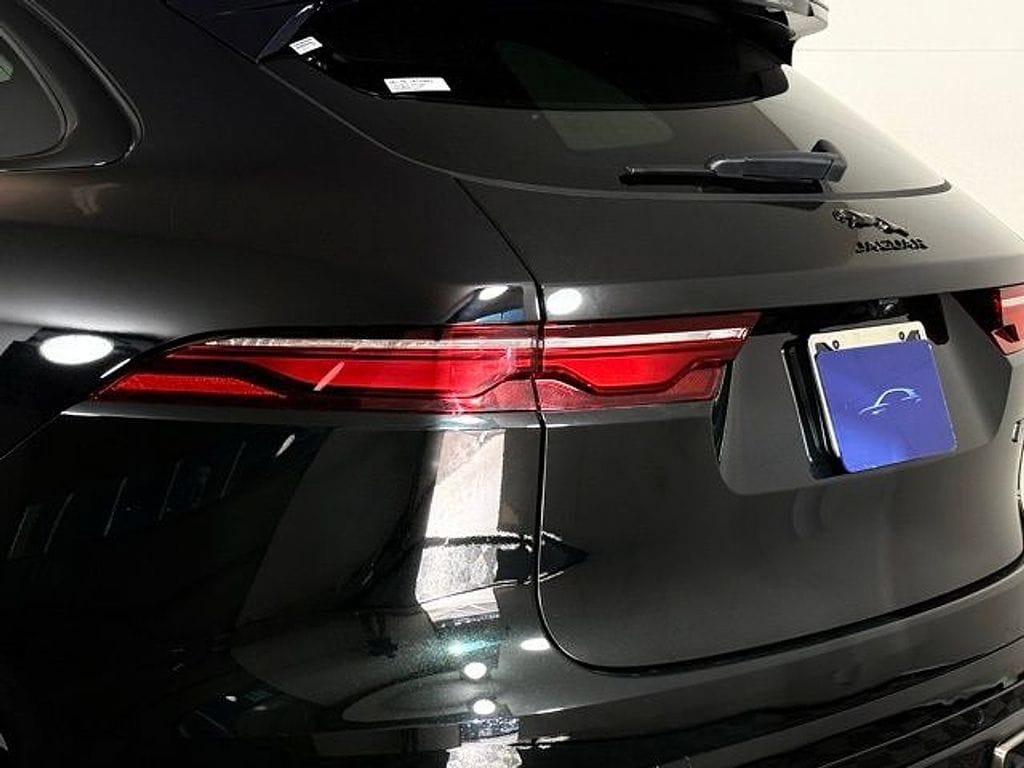 2026 Jaguar F-Pace R-Dynamic S - Photo 14