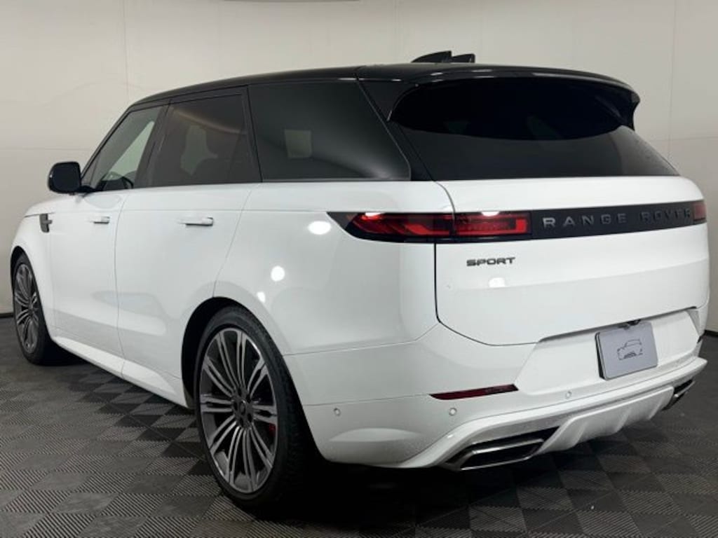 Used 2024 Land Rover Range Rover Sport Dynamic SUV