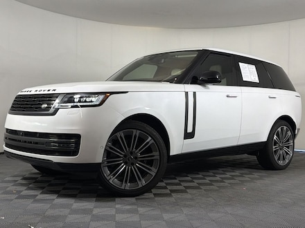 2025 Land Rover Range Rover SE SUV