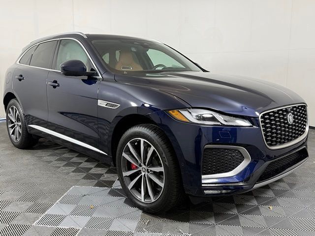 2026 Jaguar F-Pace R-Dynamic S - Photo 8