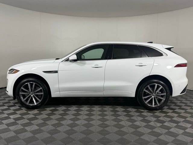 2026 Jaguar F-PACE P250 R-Dynamic S photo 3