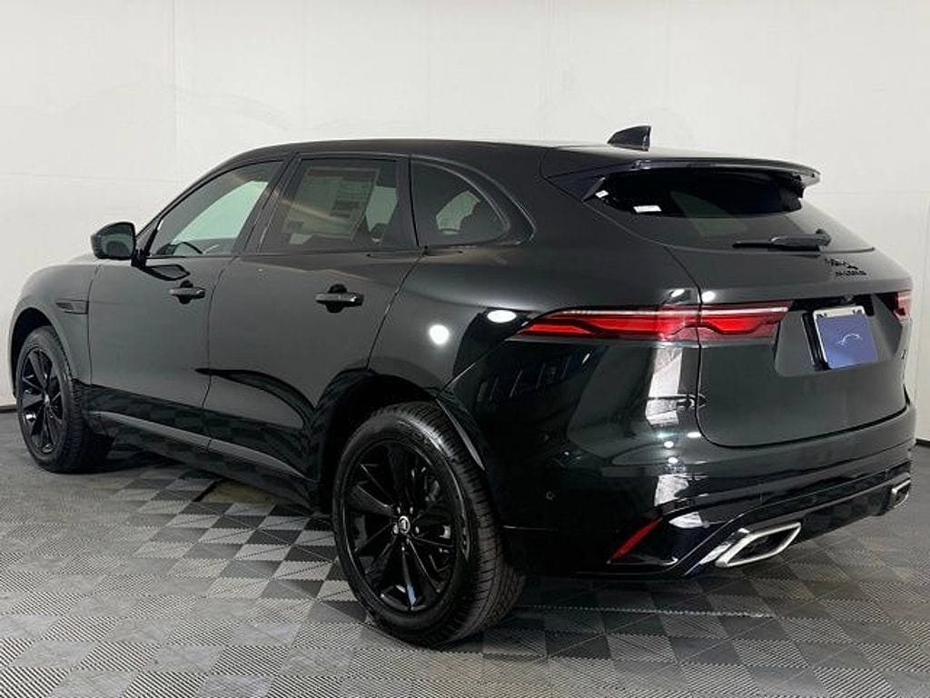 2026 Jaguar F-Pace R-Dynamic S - Photo 6