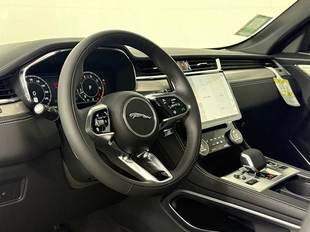 2026 Jaguar F-Pace R-Dynamic S - Photo 39