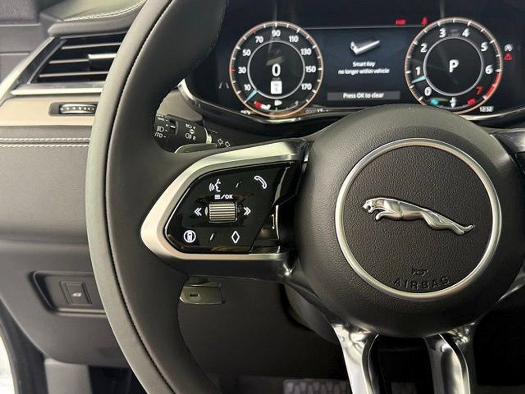 2026 Jaguar F-Pace R-Dynamic S - Photo 36