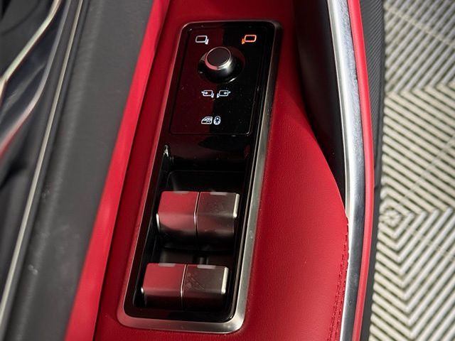 2026 Jaguar F-Pace R-Dynamic S - Photo 27