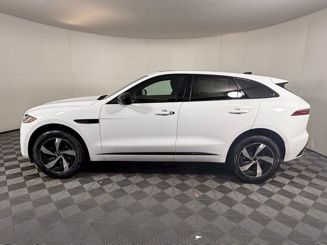 2025 Jaguar F-PACE P250 photo 2