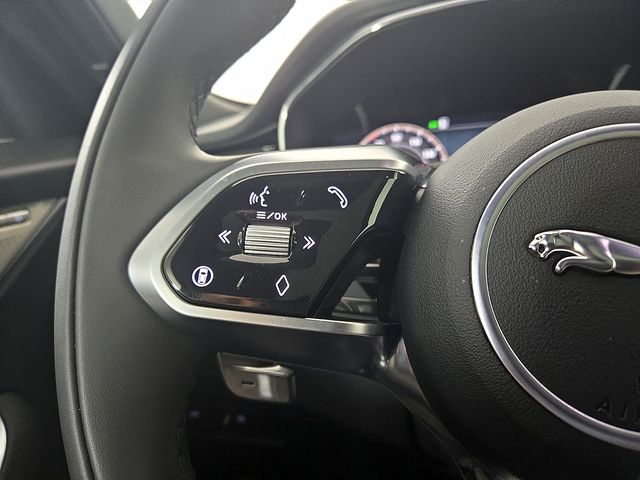 2026 Jaguar F-Pace R-Dynamic S - Photo 16