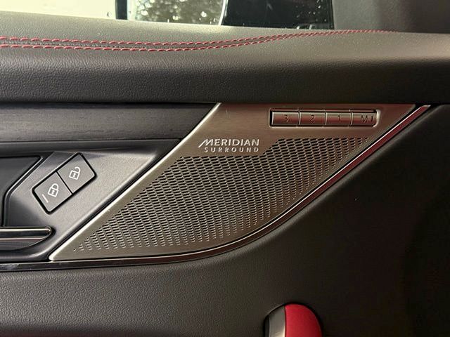 2026 Jaguar F-Pace R-Dynamic S - Photo 28
