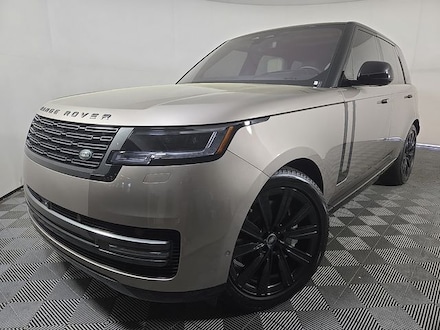 2023 Land Rover Range Rover Plug-In Hybrid SE SUV