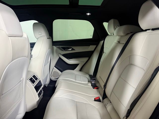 2026 Jaguar F-Pace R-Dynamic S - Photo 25
