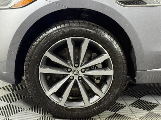 2026 Jaguar F-Pace R-Dynamic S - Photo 12
