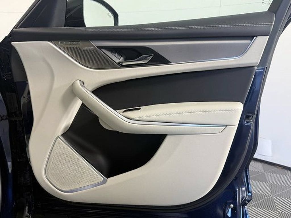 2026 Jaguar F-Pace R-Dynamic S - Photo 20