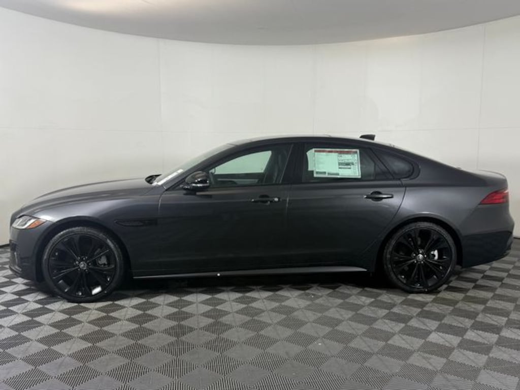 New 2024 Jaguar XF R-Dynamic SE 300PS Auto