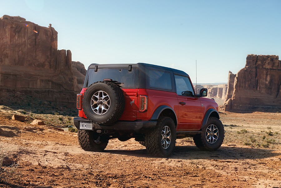 2021 Ford Bronco Vs Land Rover Defender Land Rover North Atlanta