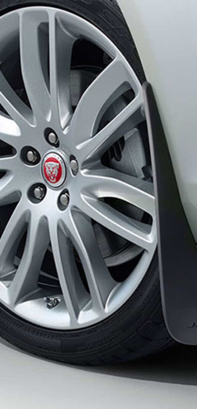 Hennessy Jaguar New Jaguar dealership in Atlanta, GA 30305