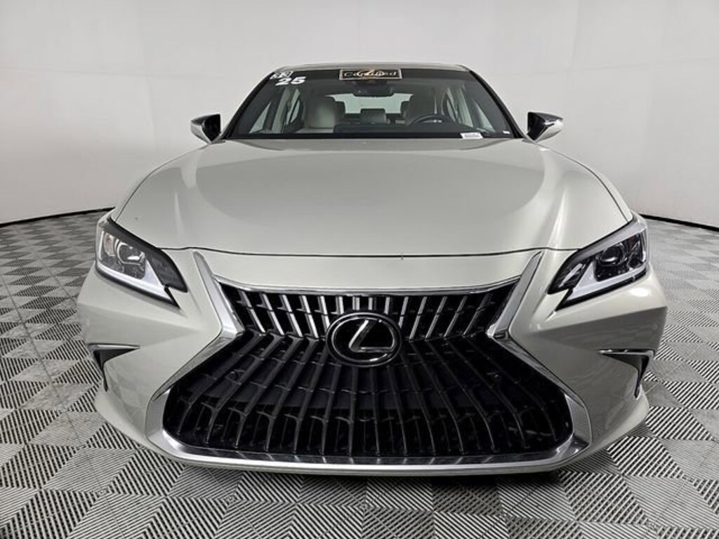 Used 2025 Lexus ES 300h Base Sedan